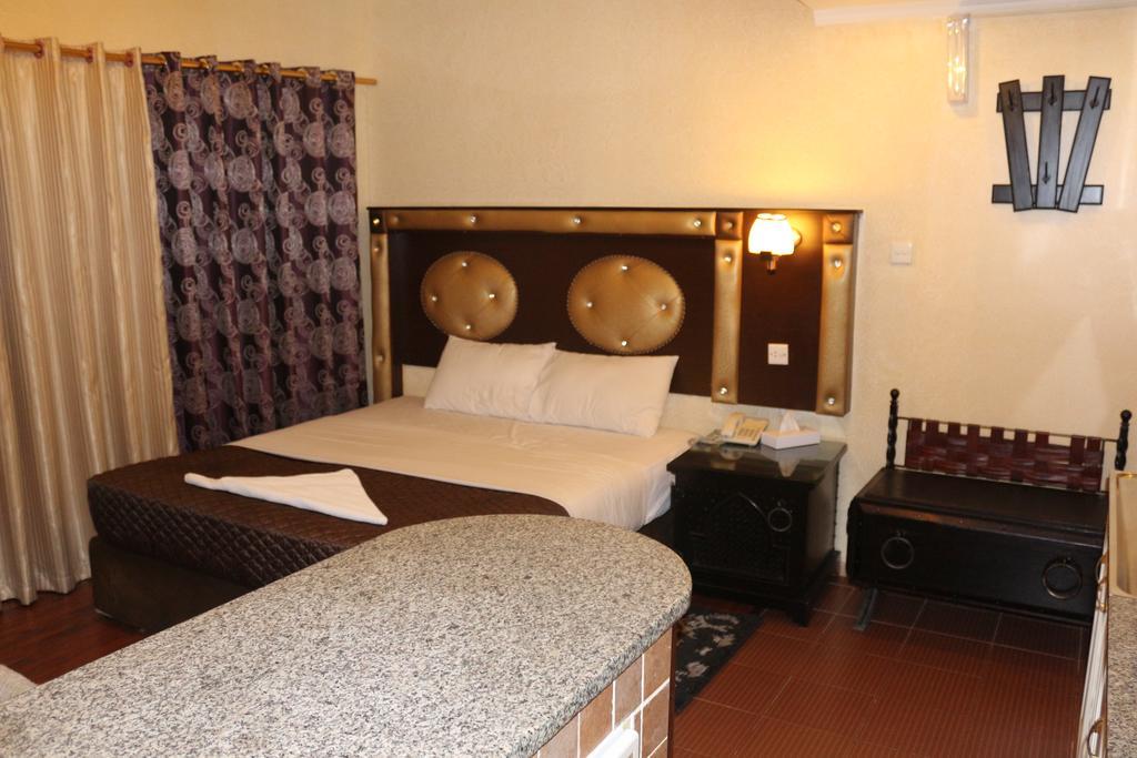 Hafez Hotel Apartments - Al Ras Metro Station Dubaï Extérieur photo